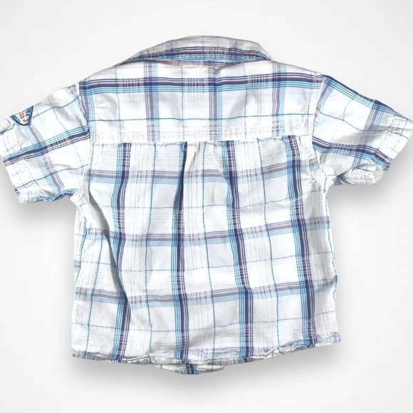4/$20 Carter’s Short Sleeve Button Down Shirt - Picture 4 of 5